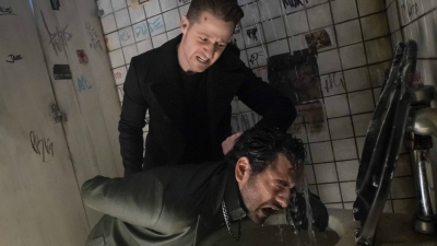 S02E18