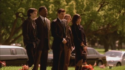 S01E01