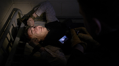 S09E18