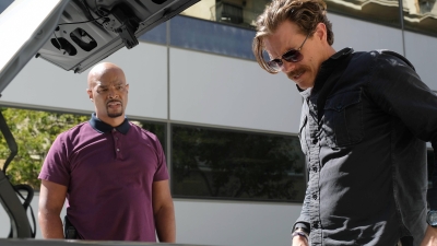 Lethal Weapon • S02E01