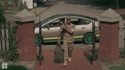 S01E01